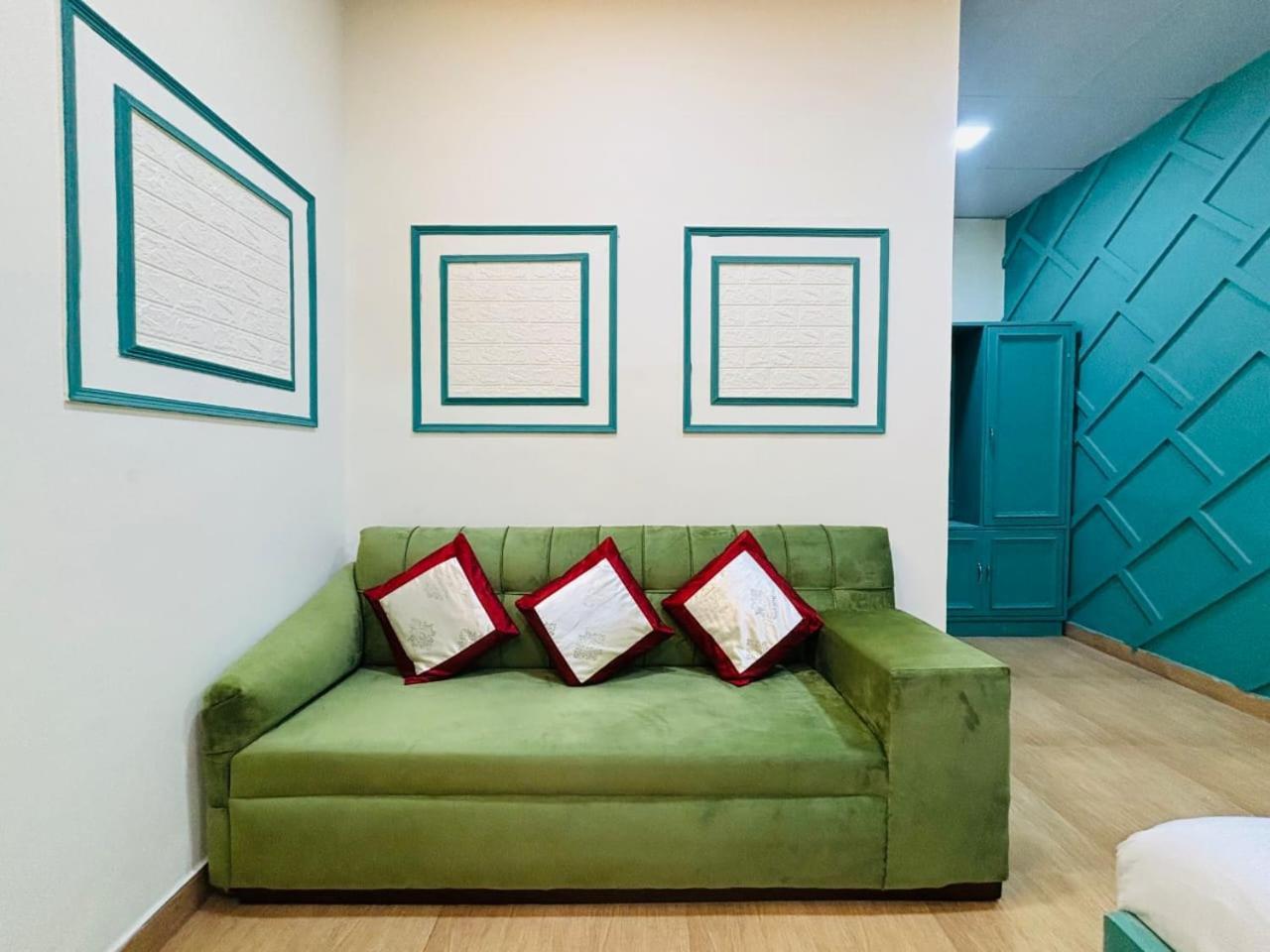 מוסורי Hotel Amar מראה חיצוני תמונה