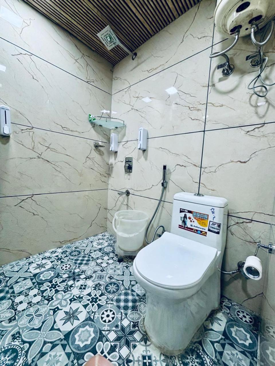 מוסורי Hotel Amar מראה חיצוני תמונה