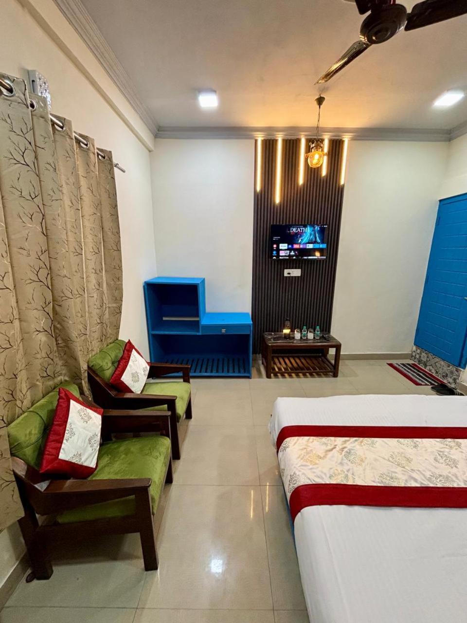 מוסורי Hotel Amar מראה חיצוני תמונה