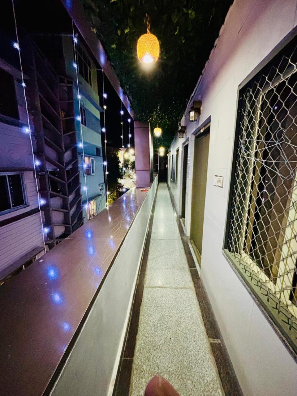 מוסורי Hotel Amar מראה חיצוני תמונה